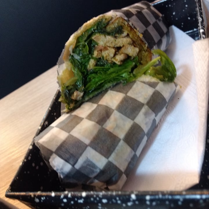 photo of Mönt take away Burrito Chicken Vil ( No Pollo ) shared by @ericaterreros on  10 Apr 2021 - review