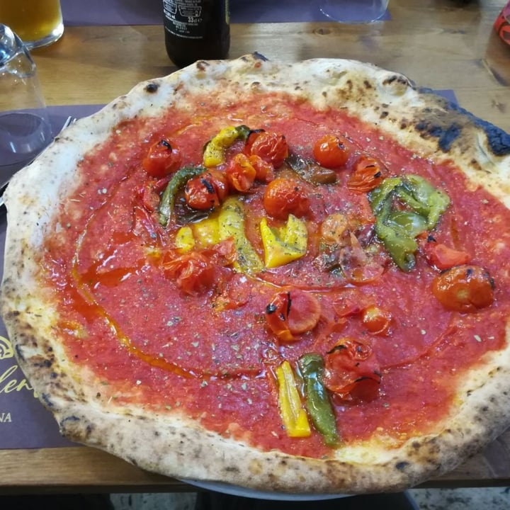 photo of Pizzeria Il Presidente Pizza vegana base rossa shared by @haruchan on  30 Sep 2021 - review