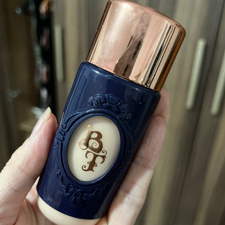review photo of Bruna Tavares BT Skin Base Líquida shared by @guidaherp on 07 May 2022 - review
