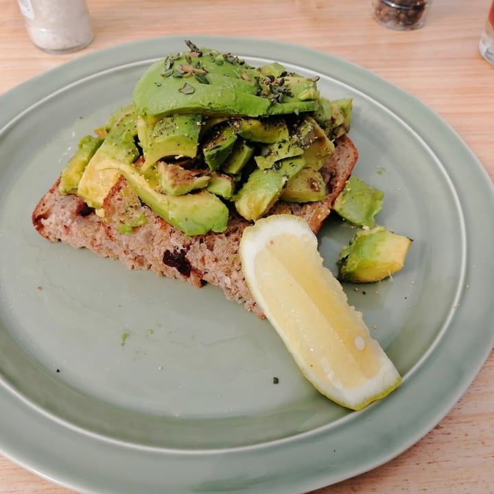 photo of Silver Forest Avo On Toast shared by @nicoledupreez on  28 Sep 2020 - review
