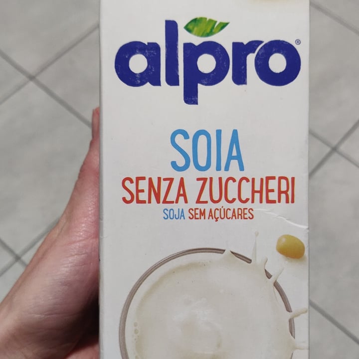 photo of Alpro Latte soia shared by @lerbaccia on  16 Jan 2022 - review