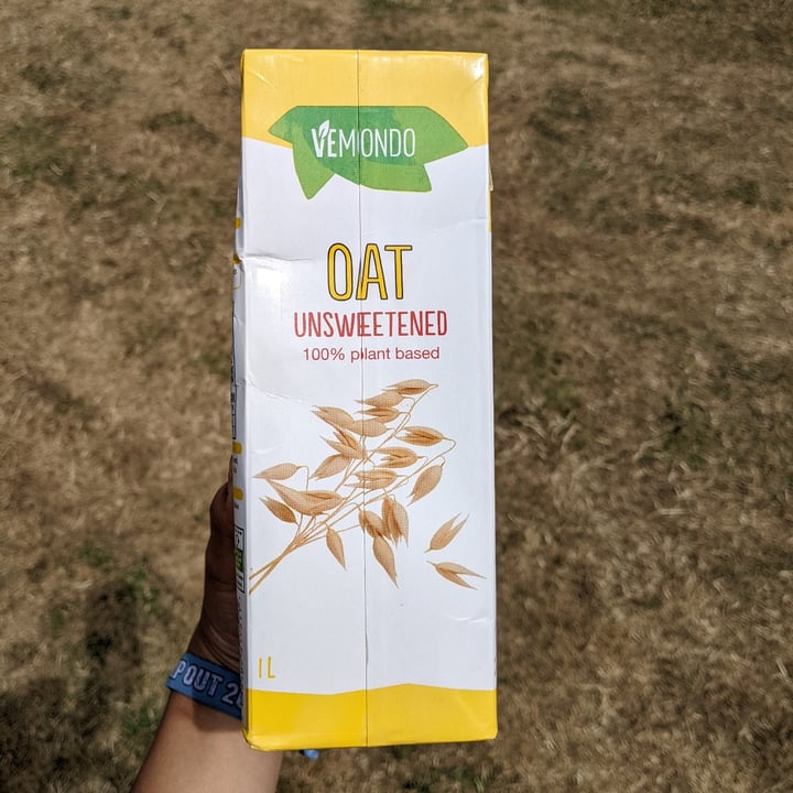 photo of Vemondo Oat Unsweetened shared by @katchan on  26 Jul 2022 - review