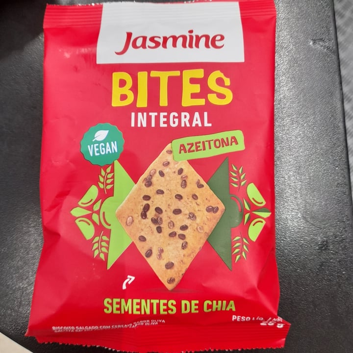 photo of Jasmine Bites Integral Azeitona shared by @cricaesper on  09 Jun 2022 - review
