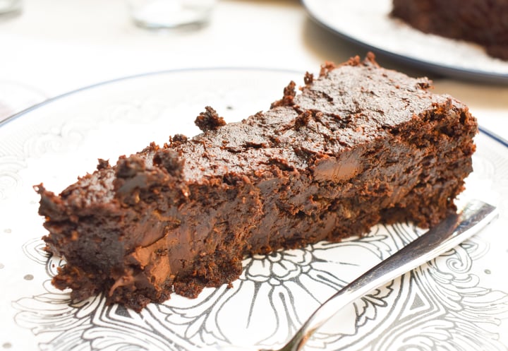 review photo of W Karytsi Sweet potato brownie shared by @krystaparamithi on 07 Oct 2021 - review