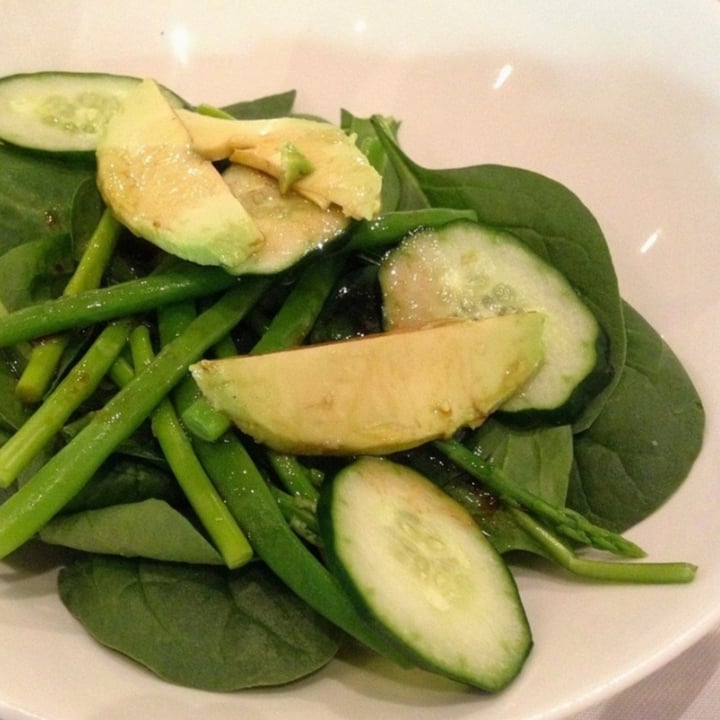 photo of Original Sin Mediterranean Restaurant Green Salad shared by @bevegg on  09 Dec 2021 - review