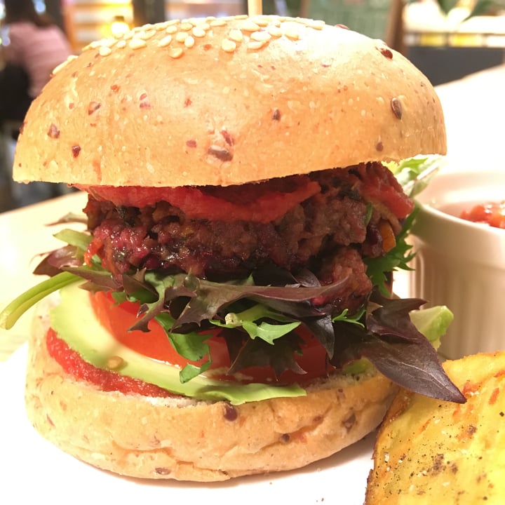 photo of Real Food Novena Beet (Millet) Burger shared by @vikas on  08 Dec 2017 - review