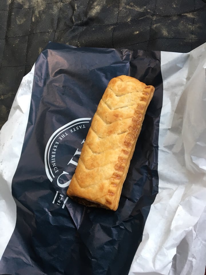 photo of Days of Ashwell Vegan Sausage Roll shared by @amyfortheanimals on  04 Jan 2020 - review