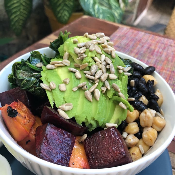photo of Sirena Morena buddha bowl shared by @valeskafreire on  07 Oct 2021 - review
