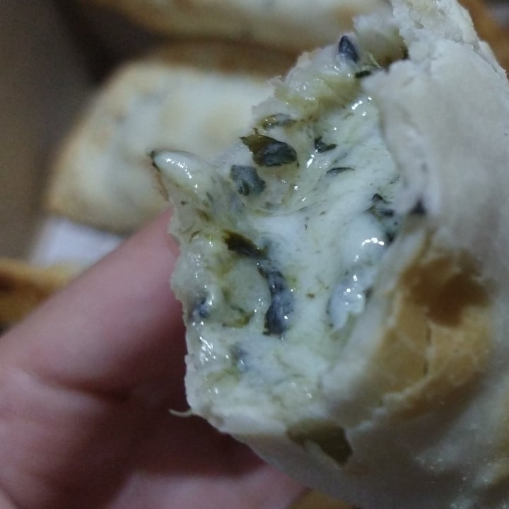 review photo of Empanadas de 10 Empanadas De Acelga Y Muzza shared by @yoanamamon on 11 Nov 2020 - review