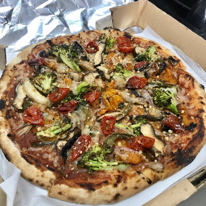 photo of Sunny Slices Homestead Harvest shared by @ziggyradiobear on  27 Sep 2020 - review