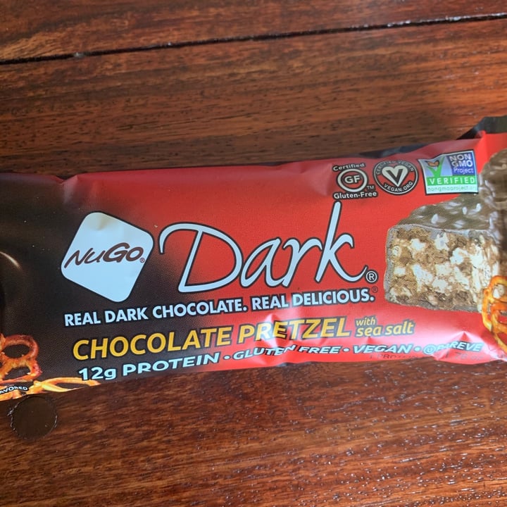 photo of NuGo NuGo Dark Chocolate Pretzel shared by @veronica11 on  18 Mar 2021 - review
