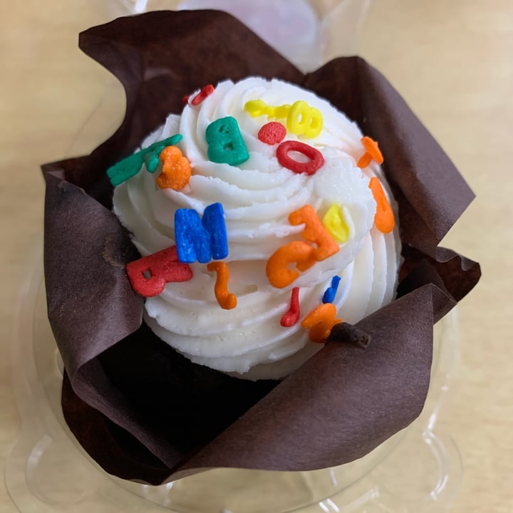 review photo of Morgana's Gluten Free Bakery Chocolate Cupcake shared by @malpal on 16 May 2022 - review