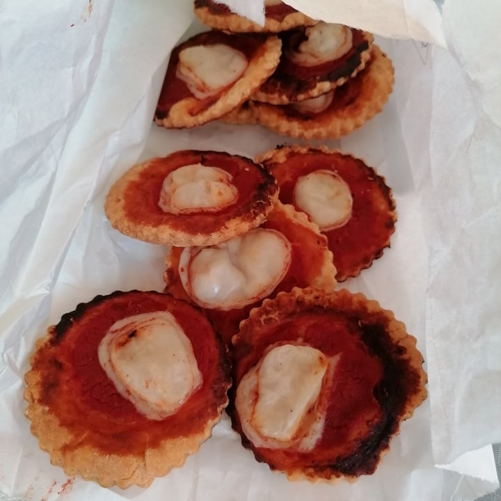 photo of Pasticceria Caffetteria Larocca Pizzette di sfoglia shared by @ila82 on  28 Nov 2022 - review