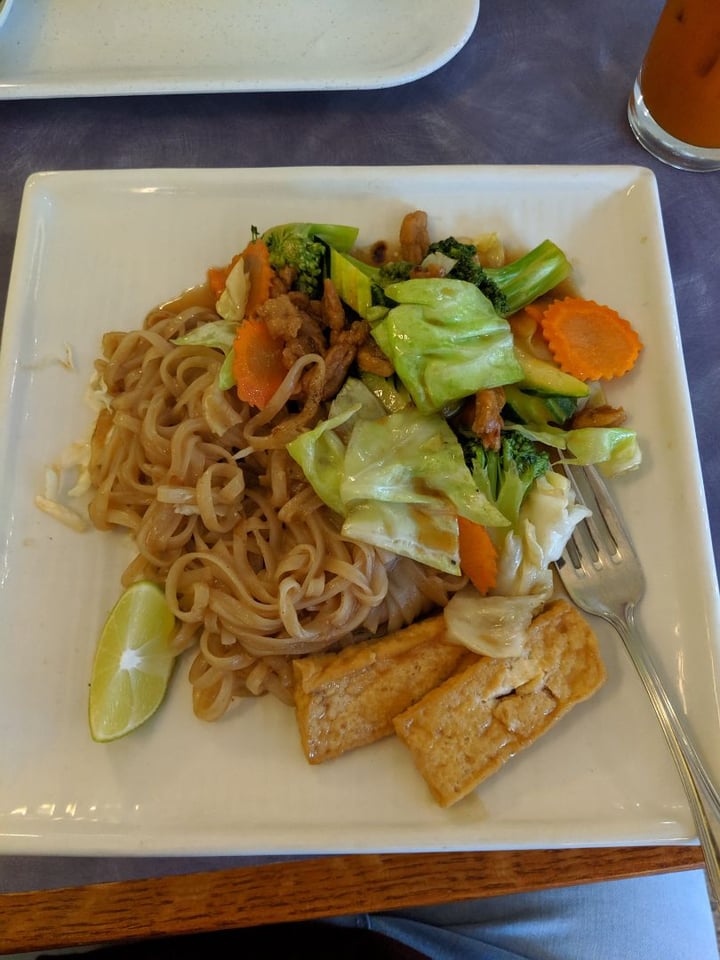 review photo of Sweet Lemon Vegan Bistro Rama Pad Thai shared by @nrwhitton on 18 May 2019 - review