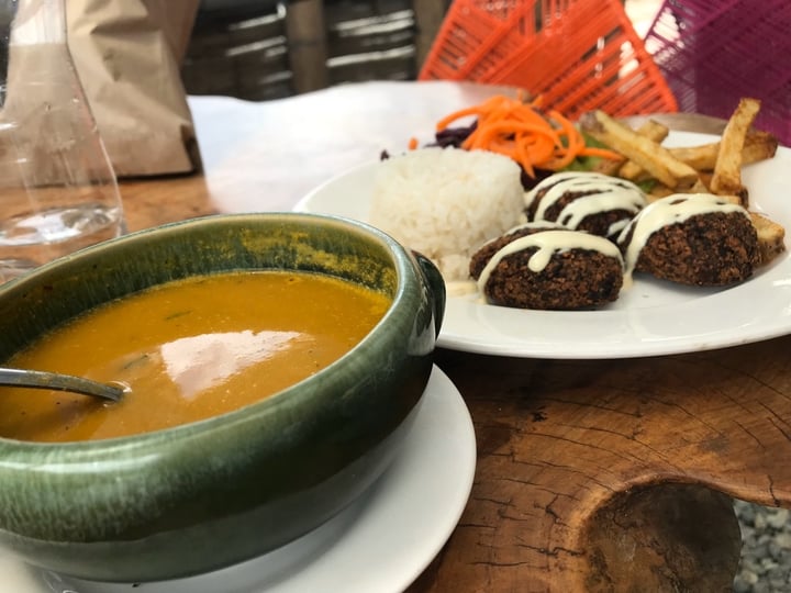 review photo of Restaurante MERAKI Era El Menú Del Día shared by @lamamadesimonkey on 29 Jan 2020 - review