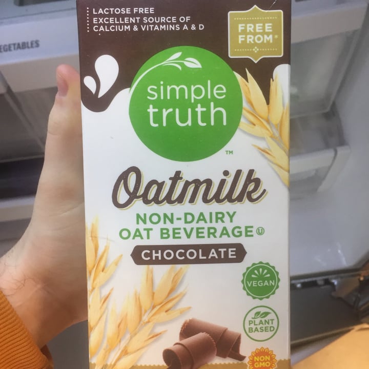 review photo of Simple Truth Chocolate Oatmilk shared by @blazelski on 25 Dec 2021 - review