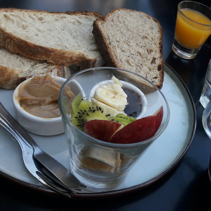 photo of Verasens Vegan Breakfast shared by @florluz1 on  18 Feb 2022 - review