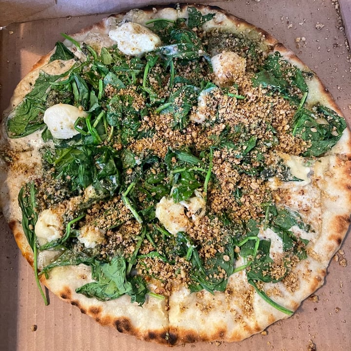 photo of Love Life Cafe Pizza Verde shared by @sangria on  27 Oct 2021 - review
