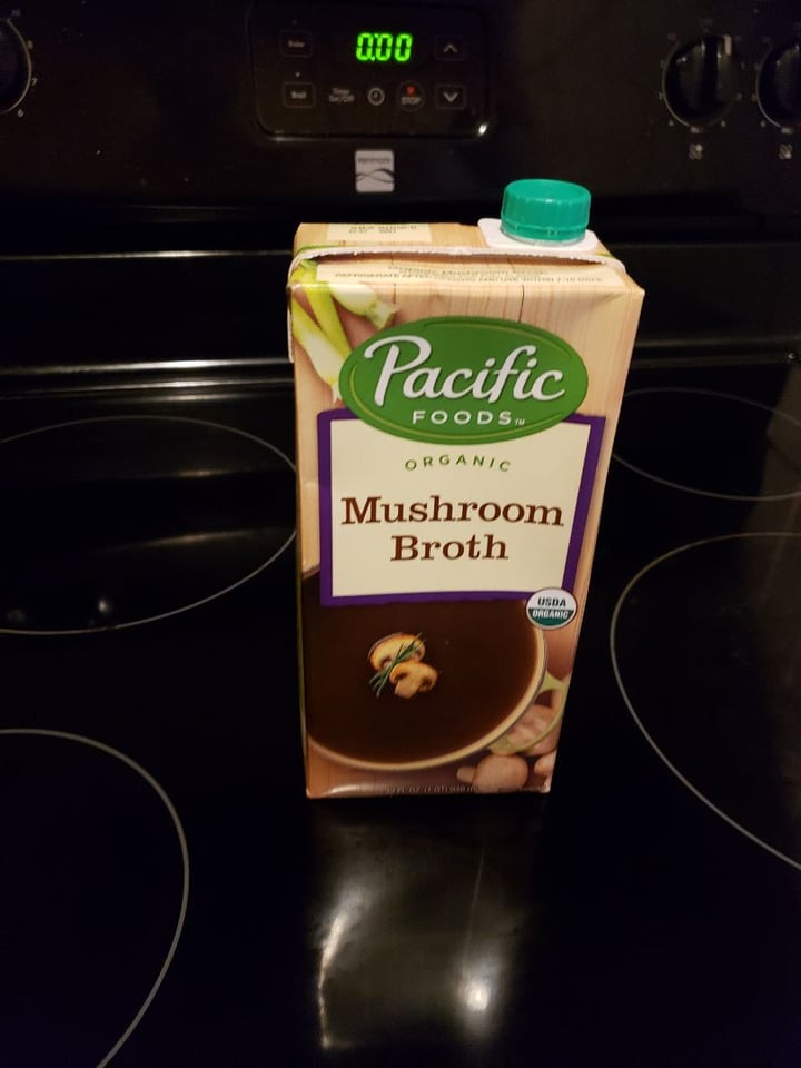 photo of Pacific Foods mushroom broth shared by @yonijones on  09 Jan 2020 - review