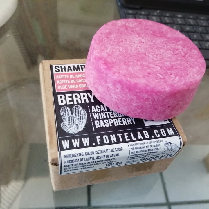 photo of Fontélab Shampoo En Barra Berry Cool shared by @paolauchiha on  08 Jun 2021 - review