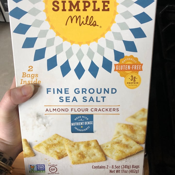 photo of Simple Mills Almond Flour Crackers shared by @sheppsk on  29 Nov 2020 - review