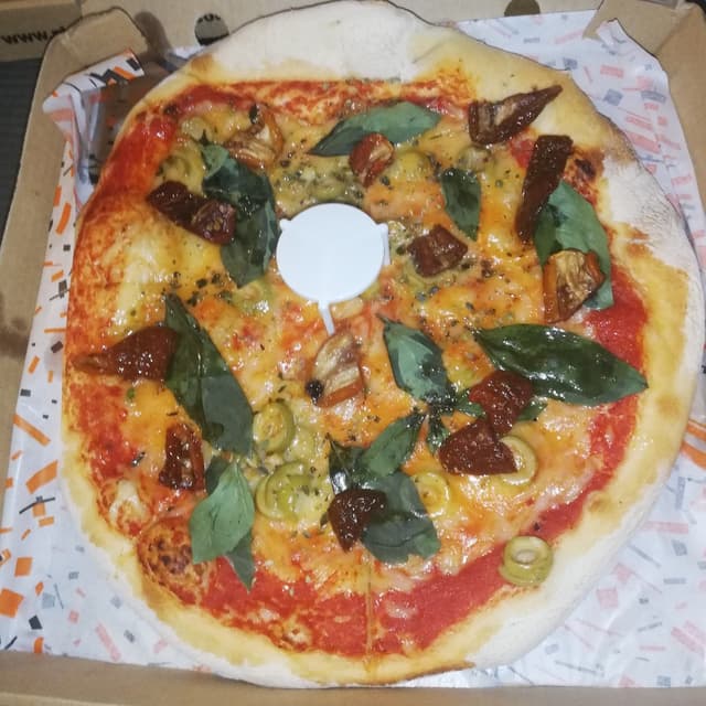 Photo of the dish “Pizza capresse”