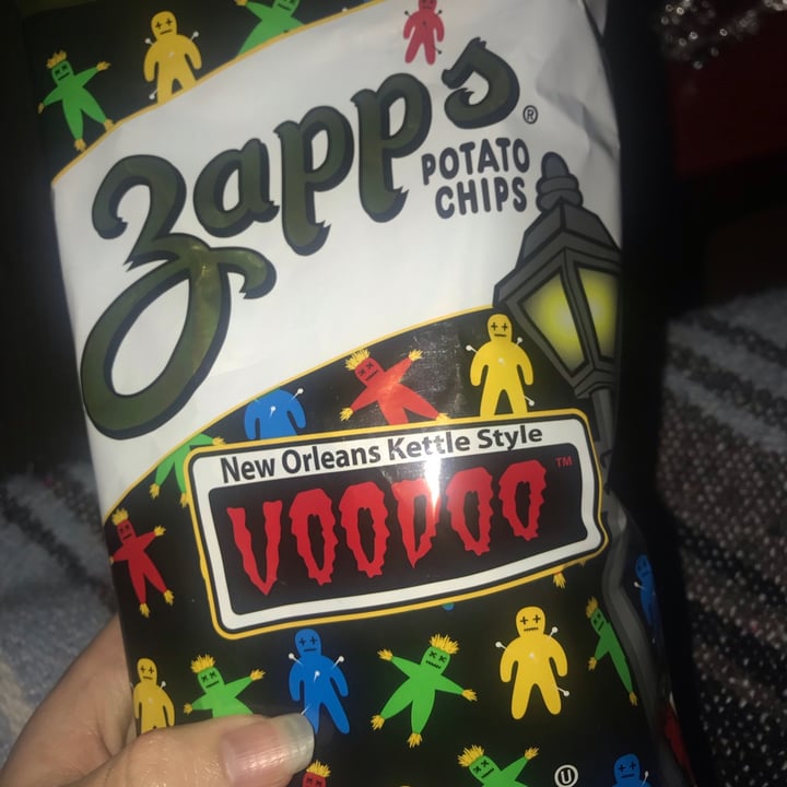 photo of Zapp's Potato Chips Zapps Potato Chips New Orleans Kettle Style Voodoo shared by @veggiekenziefl on  11 Oct 2020 - review