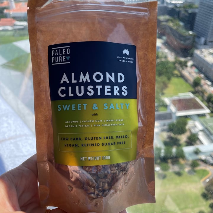 photo of Paleo pure Almond Clusters shared by @jannemojo on  20 Sep 2021 - review