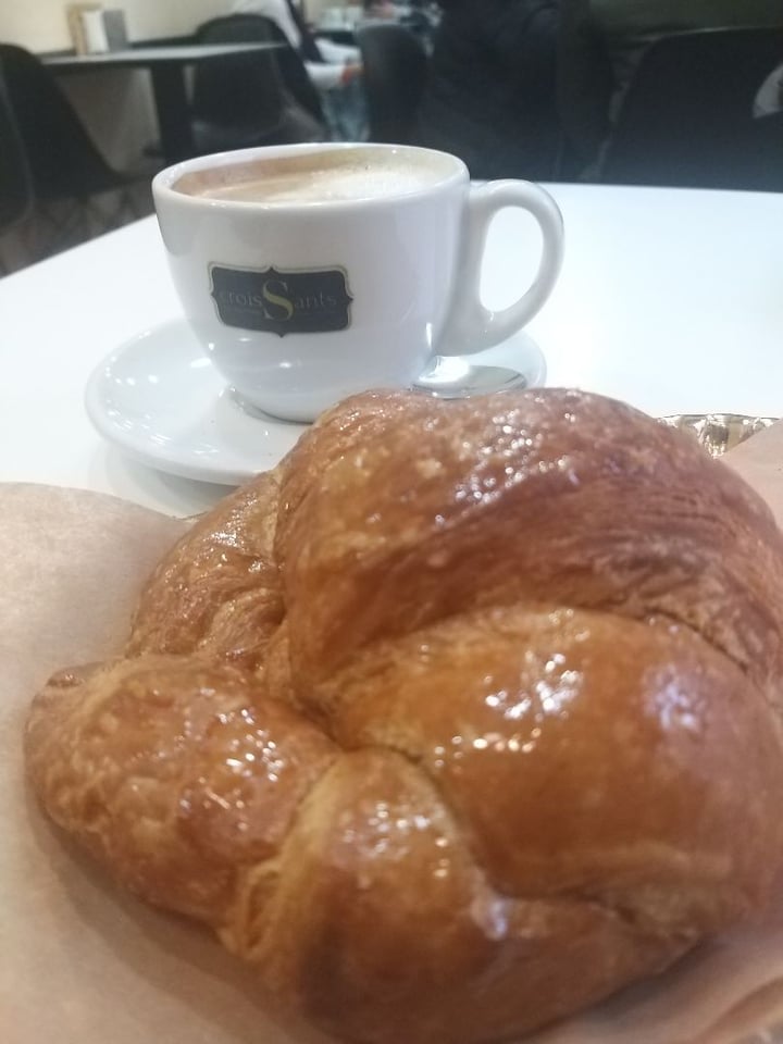 photo of CroisSants Croissant shared by @ysmina09 on  06 Mar 2020 - review