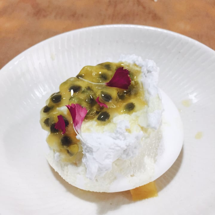 photo of The Botanic (Temporarily Closed) Pavlova shared by @waisum on  12 May 2019 - review