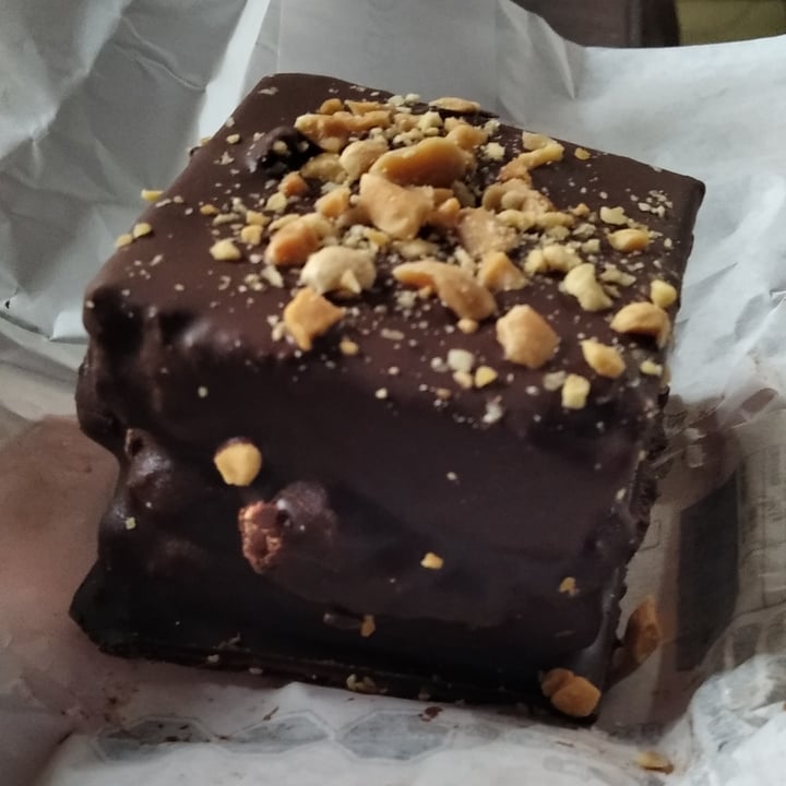 review photo of veganopolis Alfabrownie shared by @luciag on 09 Apr 2021 - review