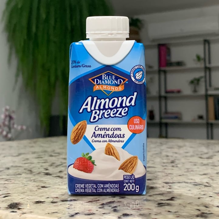 photo of Blue Diamond Creme De Amêndoas shared by @elianeolivo on  11 May 2022 - review