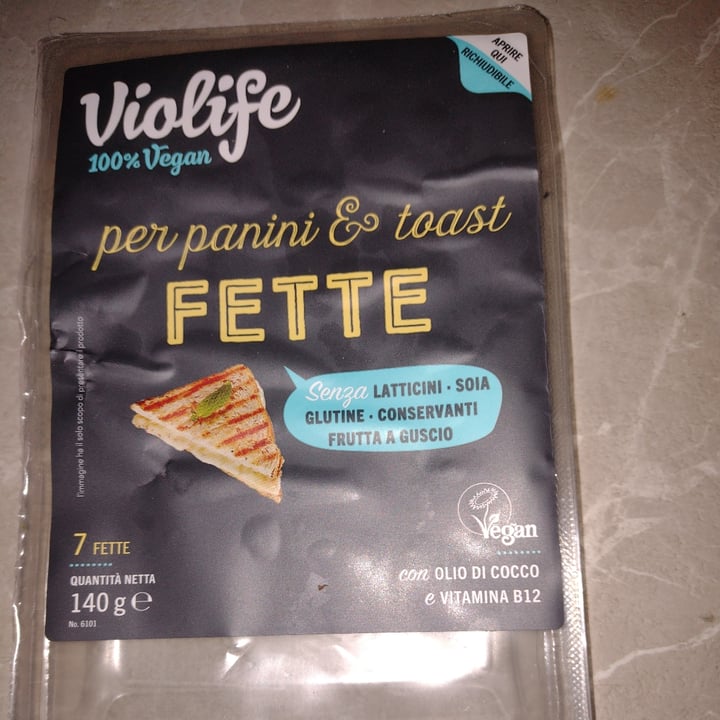 review photo of Violife Fette per panini e toast shared by @mausci82 on 08 Feb 2022 - review