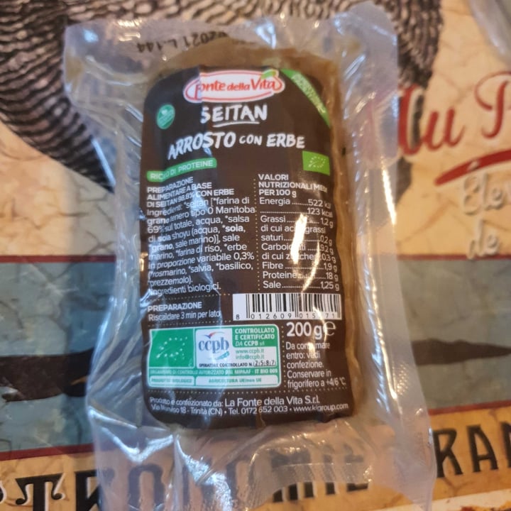 photo of Fonte della vita Seitan arrosto con erbe shared by @pettirhoeu on  29 Apr 2021 - review