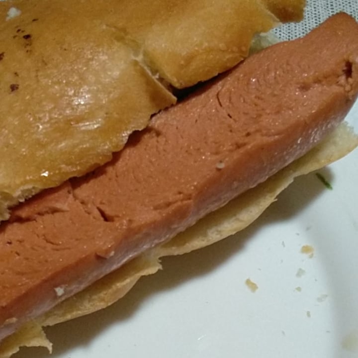 photo of Moving Mountains Hot Dog shared by @sym on  28 Feb 2021 - review