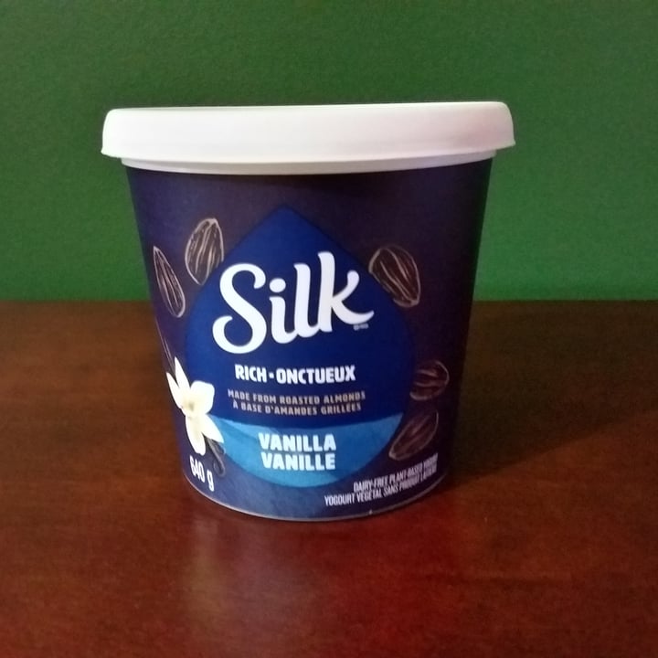 photo of Silk Almond yogurt vanilla shared by @farmette on  27 Jan 2022 - review