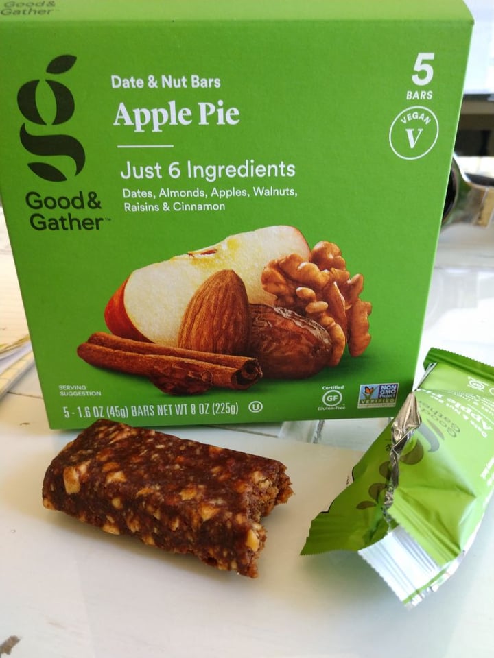 photo of Good & Gather Apple Pie Bar shared by @mynameislisa on  16 Jan 2020 - review