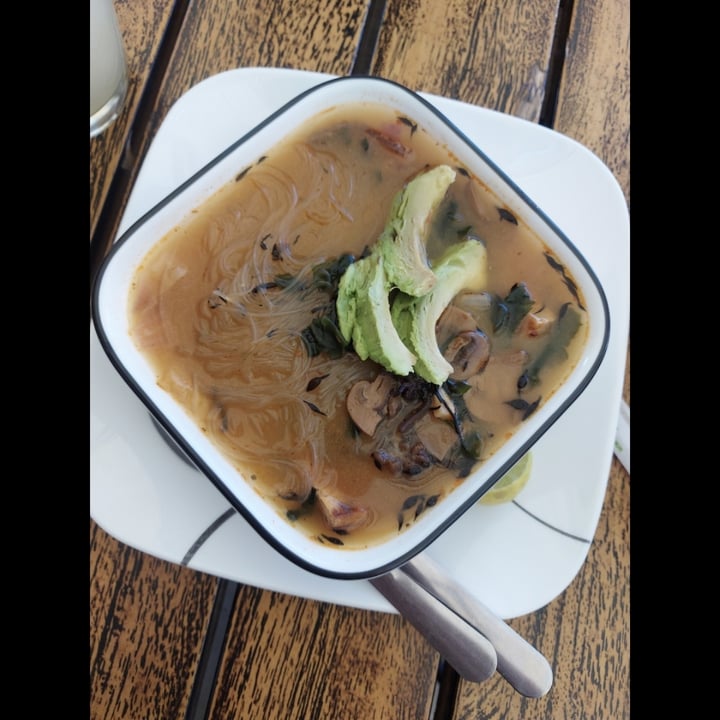 photo of Quinto BarrioSublime Cocina Global Sopa Miso shared by @andrearebeca on  03 May 2021 - review