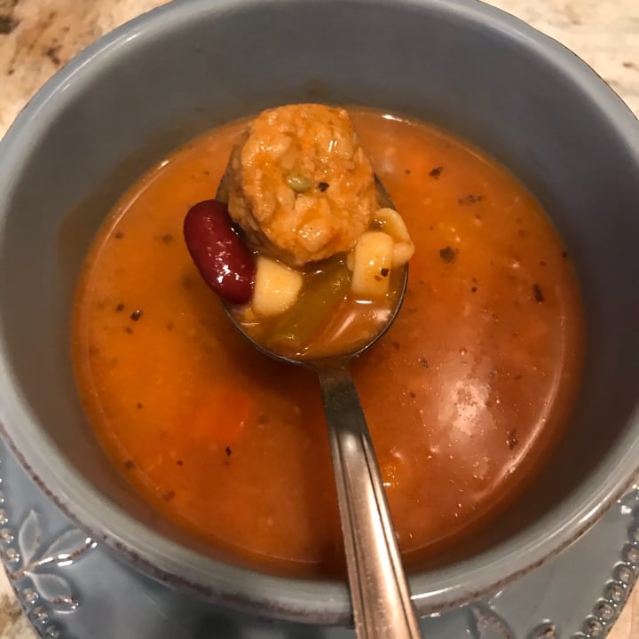 photo of Gardein Minestrone & Saus’ge Soup shared by @dianna on  04 Nov 2020 - review
