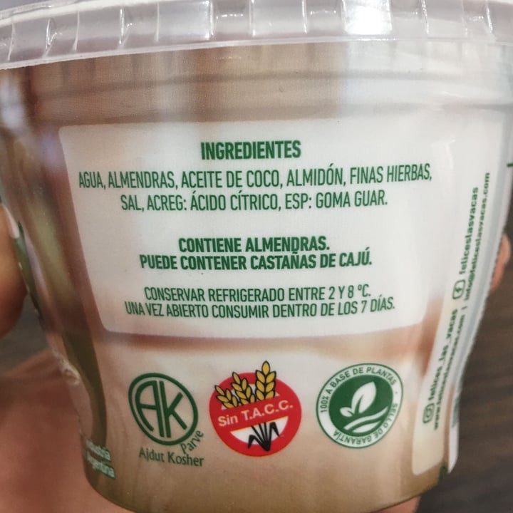 photo of Felices Las Vacas Queso Untable Fantastique Finas Hierbas shared by @macuu on  17 Jun 2022 - review