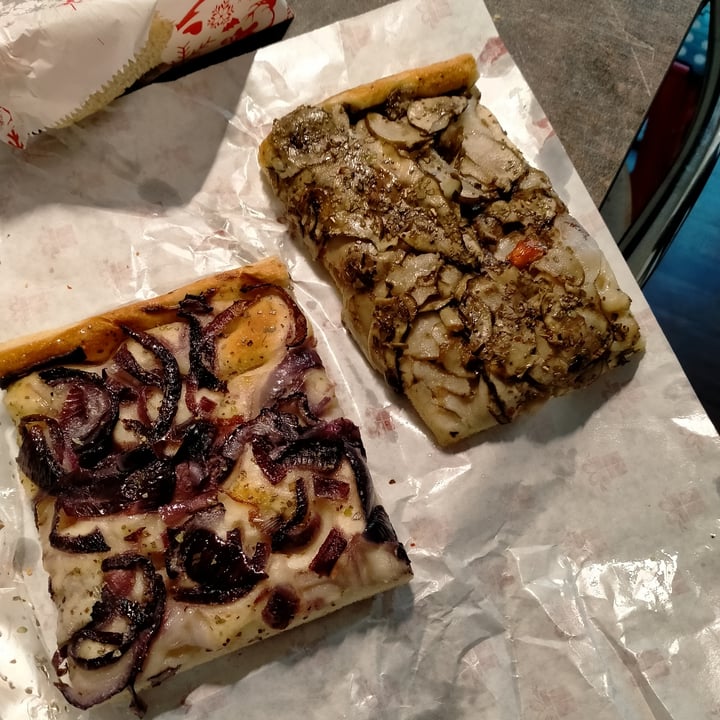 photo of Panificio Bertino Focaccia Con Verdure shared by @phrah on  15 Mar 2022 - review