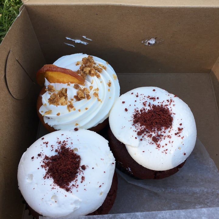 review photo of Bunner's Bake Shop Red Velvet shared by @khator on 02 Sep 2020 - review