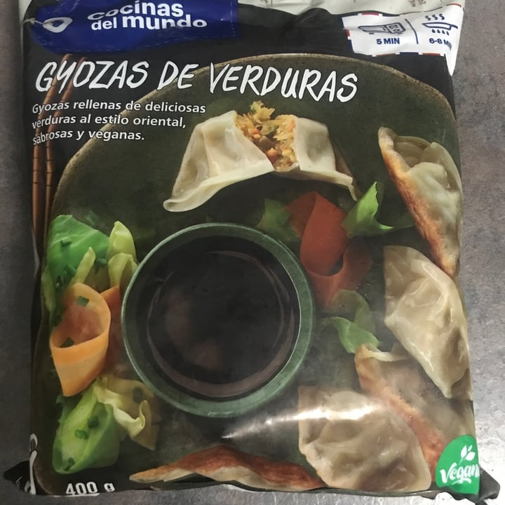 photo of La Sirena gyozas vegetales shared by @wonderjo on  29 Jul 2022 - review