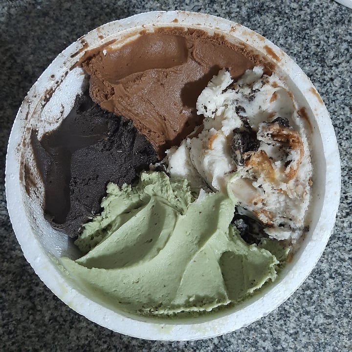 review photo of Ainara Helados Veganos 1 KG shared by @larafernandezn on 25 Jan 2021 - review