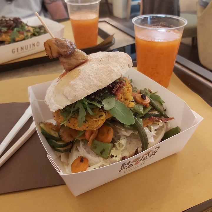 photo of Genuino Burger vegan shared by @michelabianchi on  17 Jun 2022 - review