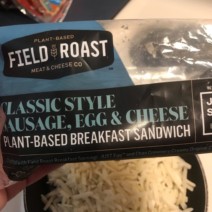 review photo of Field Roast Classic style sausage egg cheese breakfast sandwich shared by @princessofdoom on 25 Jun 2022 - review