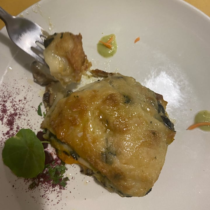 review photo of La Locanda Del Gusto Lasagna con verdure shared by @verazigi8 on 01 Dec 2021 - review