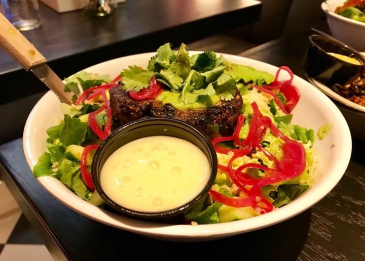 review photo of Black Tap Vegan Black Bean Burger shared by @harshsethia on 15 Sep 2018 - review