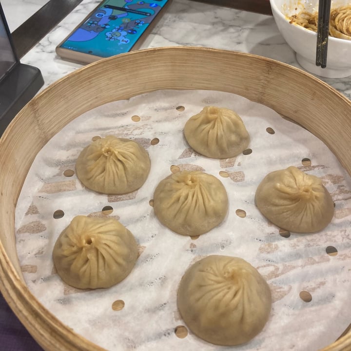 photo of Crystal Jade La Mian Xiao Long Bao Steamed Impossible Bah Kut Teh Xiao Long Bao shared by @vyow on  29 Oct 2022 - review