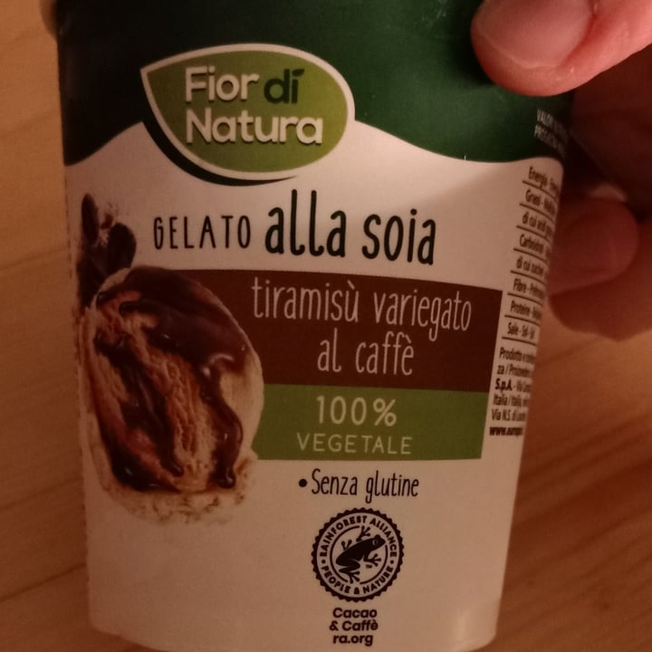 review photo of Fior di Natura Gelato alla Soia Tiramisù Variegato al Caffè shared by @lara19 on 10 Apr 2022 - review